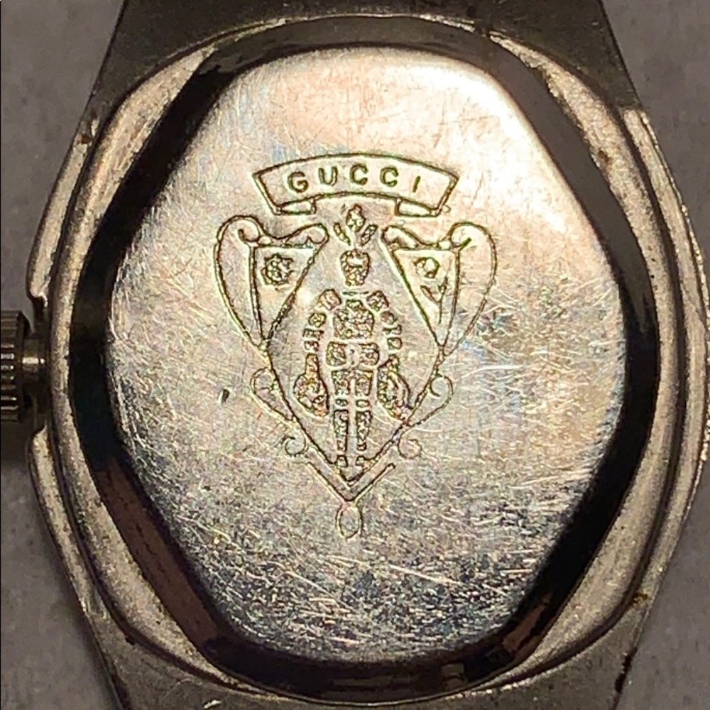 Gucci Vintage watch preloved GVC - Picture 10 of 11